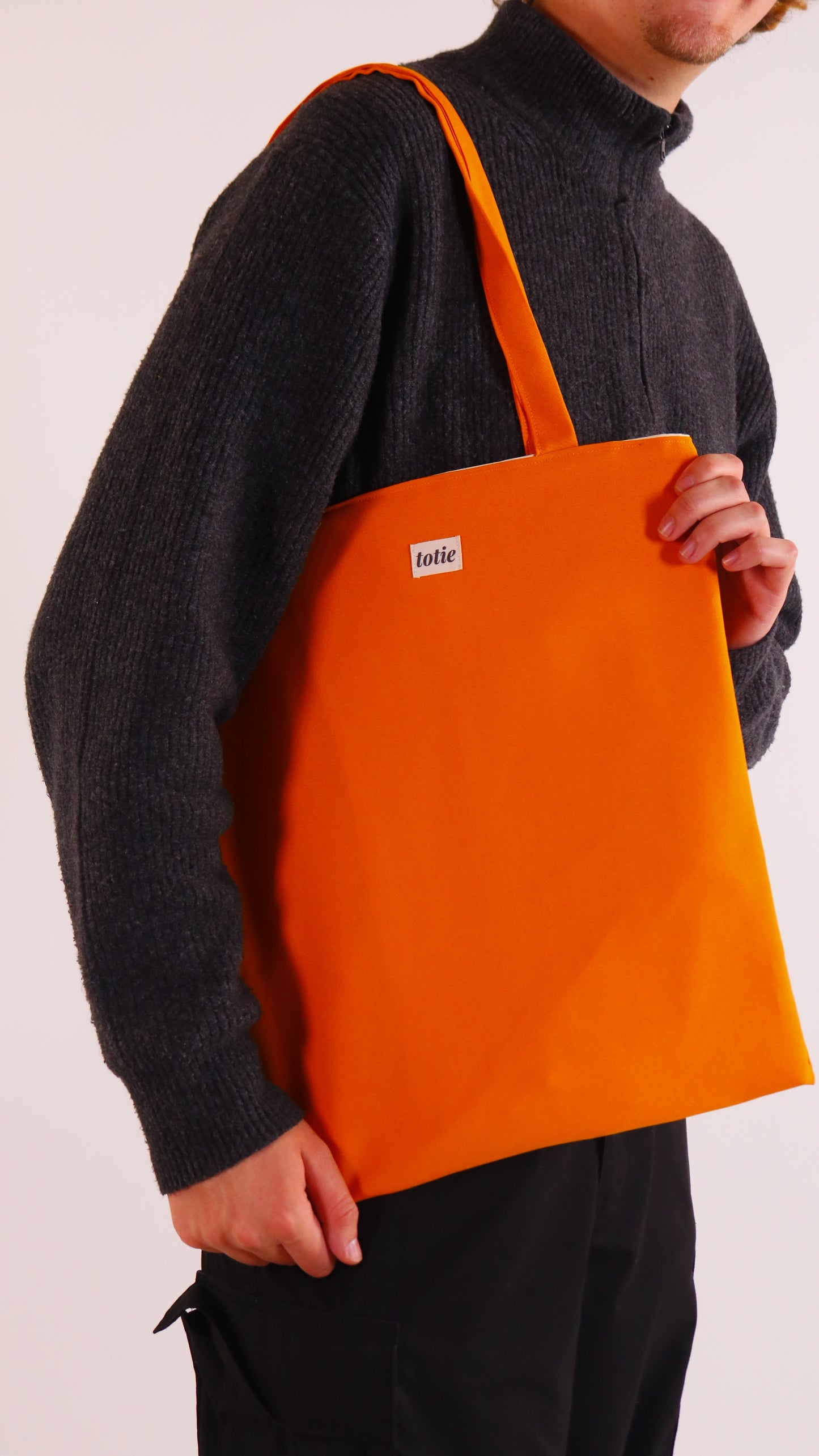 Le Spacieux - Orange